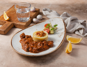 Говяжьи щечки с картофельным пюре 350 г