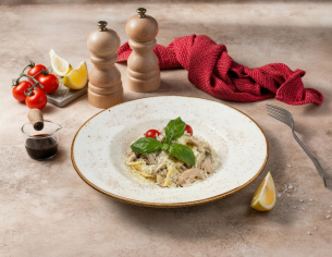 Лингвини с курицей и грибами  320 г